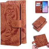 Voor Samsung Galaxy S10 Tiger Embossing Pattern Horizontale Flip lederen tas met houder & kaartsleuven & portemonnee (bruin)