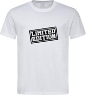 Wit T shirt met " Limited Edition " print size S