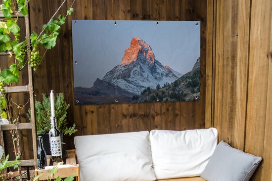 Tuinposter 120x80 cm - Tuindecoratie De Matterhorn in Zwitserland bij zonsopkomst - Poster voor in de tuin - Buiten decoratie - Schutting tuinschilderij - Tuindoek muurdecoratie - Wanddecoratie balkondoek