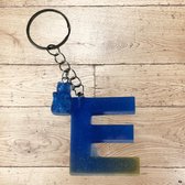 Epoxy letter sleutel- of tassenhanger E