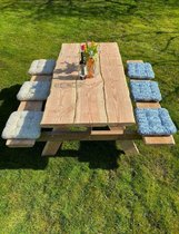 Picknicktafel 2.40M van douglas hout. Duurzaam en robuust