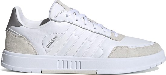 Adidas courtmaster in de kleur wit. 46.2/3
