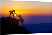 Forex - Bergbeklimmers tijdens Zonsondergang - 150x100cm Foto op Forex