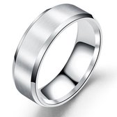 Zilver Kleurige Ring met Strak Gepolijste Rand - Staal - Ring Heren Ring Zilver - Ringen Mannen - Ringen Dames - Kerstcadeau voor Mannen - Kerst Cadeau - Kerstcadeautjes Klein