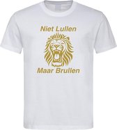 Wit EK voetbal T-shirt met “ Niet Lullen Maar Brullen “ print goud maat XXXXL