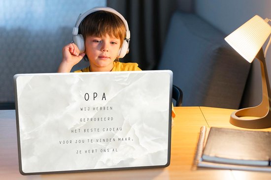 Laptop sticker - 15.6 inch - Opa - Spreuken - Het beste cadeau - Quotes - 36x27,5cm - Laptopstickers - Laptop skin - Cover