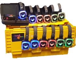 silentdiscohuren.nl | silent disco set 10 - silent disco box compleet: 10x koptelefoon (K9 RBG LED), laderset (LS9) en zender (Z4) - SDs10