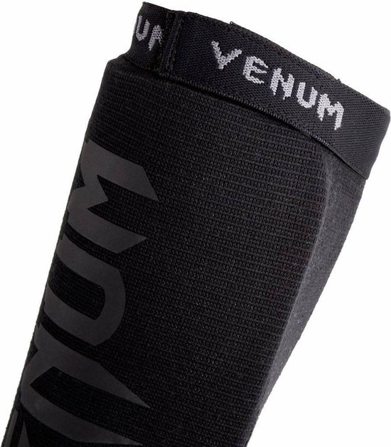 Venum Kontact Scheenkousen Matzwart - One size - One Size