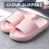 Livin' Ultra Zachte Cloud Slippers voor Dames en Heren - Badslippers Maat 36/37 - Unisex Jongens en Meisjes - Anti-Slip en Stevig Voetbed - Roze