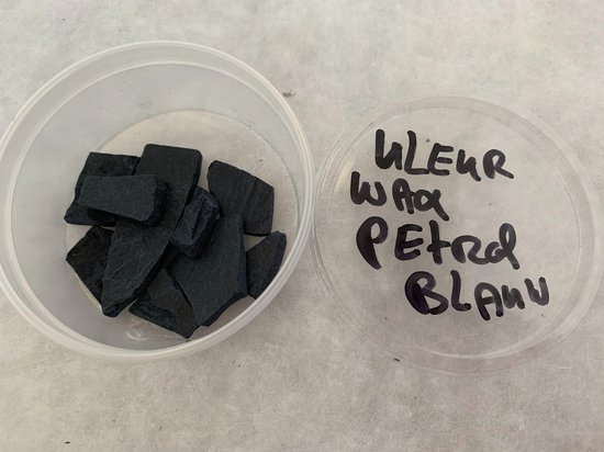 Kerax - 1KG - KeraSoy 4120 Pillar Wax - Pellets - Soja Was voor vrijstaande kaarsen Kerax - 1KG - KeraSoy 4120 Pillar Wax - Pellets - Soja Was voor vrijstaande kaarsen