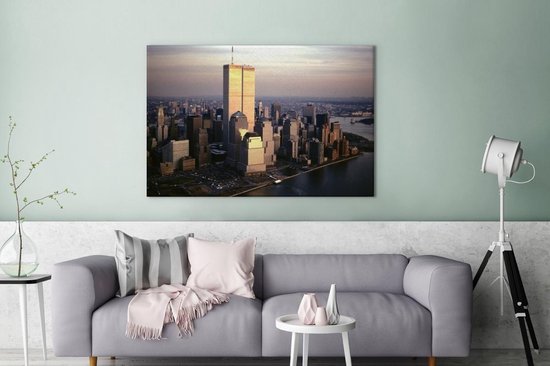 Luchtfoto van Manhattan's World Trade Center boven de Hudson rivier in New York Canvas 140x90 cm - Foto print op Canvas schilderij (Wanddecoratie woonkamer / slaapkamer)