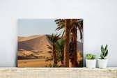 Canvas Schilderij Marokkaanse palmbomen en duinen in Merzouga bij Erg Chebbi - 40x30 cm - Wanddecoratie