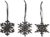 12x Kersthangers figuurtjes zwarte sneeuwvlok/ster 7,5 cm glitter - Sneeuw thema kerstboomhangers - Kerstboomversieringen zwart