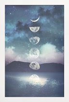 JUNIQE - Poster in houten lijst Moon Rising -40x60 /Blauw & Paars