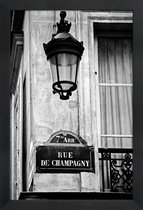 JUNIQE - Poster in houten lijst Rue de Champagny -20x30 /Grijs & Wit