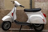 Tuinposter - Scooter - Vespa in wit  - 60 x 90 cm.