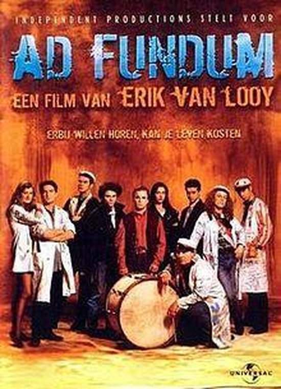 Film poster van Ad Fundum, een film van Erik Van Looy, met een groep acteurs.
