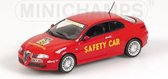 De 1:43 Diecast Modelcar van de Alfa Romeo GT Safety Car 2004.De fabrikant van het schaalmodel is Minichamps.Dit model is alleen online beschikbaar