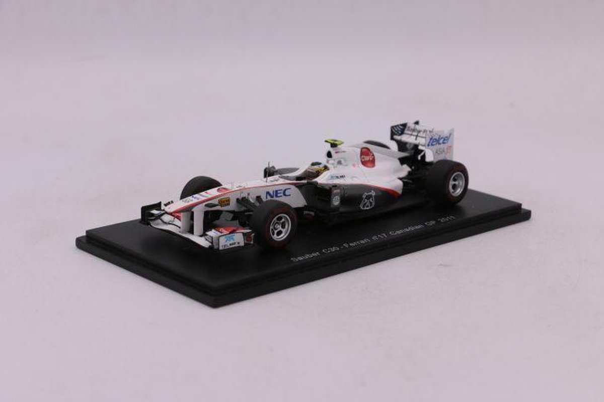 1:43 Sauber C30-Ferrari #17 Canadese GP 2011 Pedro De La Rosa Spark modelautos