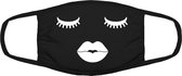 Kiss mondkapje | love | grappig | gezichtsmasker | bescherming | bedrukt | logo | Zwart mondmasker van katoen, uitwasbaar & herbruikbaar. Geschikt voor OV