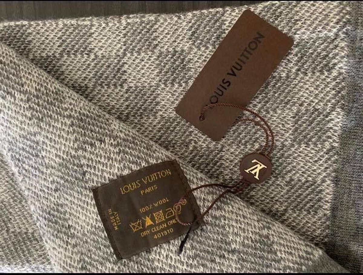 Louis Vuitton Muts en sjaal