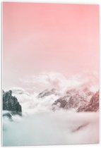 Forex - Wolken in de Bergen met Roze Lucht - 60x90cm Foto op Forex