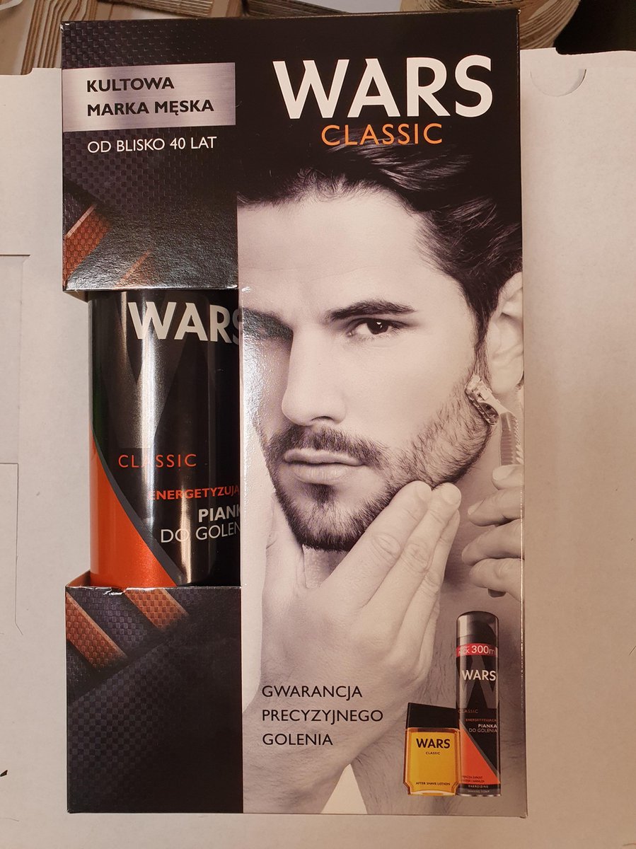 Giftbox WARS voor mannen : Scheerschuim 300 ml + After shave lotion 90 ml