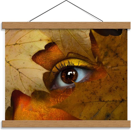 Schoolplaat – Oranje Oog met Bladeren  - 40x30cm Foto op Textielposter (Wanddecoratie op Schoolplaat)