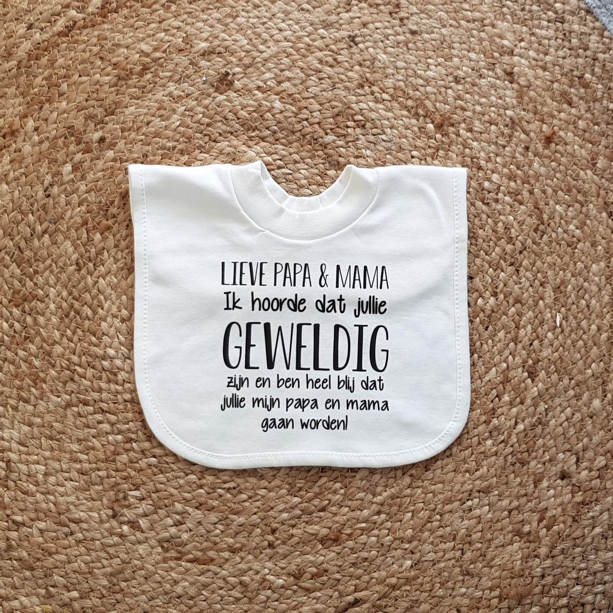 Goedkoopste Set van 2 Baby slabbetje cadeau tekst zwangerschap aankondiging jullie worden papa en mama| Geboorte Cadeau / Kraamcadeau set van 2 zwangerschapsaankondiging bekendmaken hoera bekendmaking eerste vaderdag moederdag