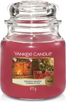 Yankee Candle medium jar Holiday Hearth Candle