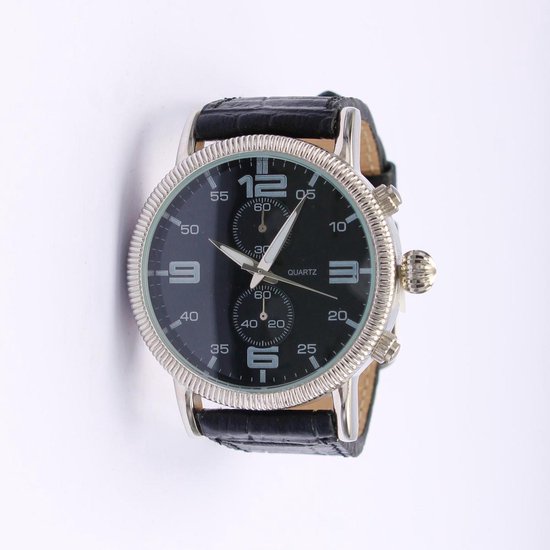 Brigada - montre pour homme - bracelet en cuir véritable - livré avec batterie supplémentaire GRATUITE