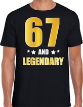 67 and legendary verjaardag cadeau t-shirt / shirt - zwart - gouden en witte letters - voor heren - 67 jaar verjaardag kado shirt / outfit L