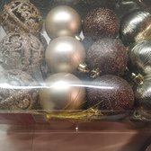 24 stuks kerstballen ca 6 cm / 4 varianten/ gold/ glitter/ 16 luxe kerstkaarten/ 4 motieven