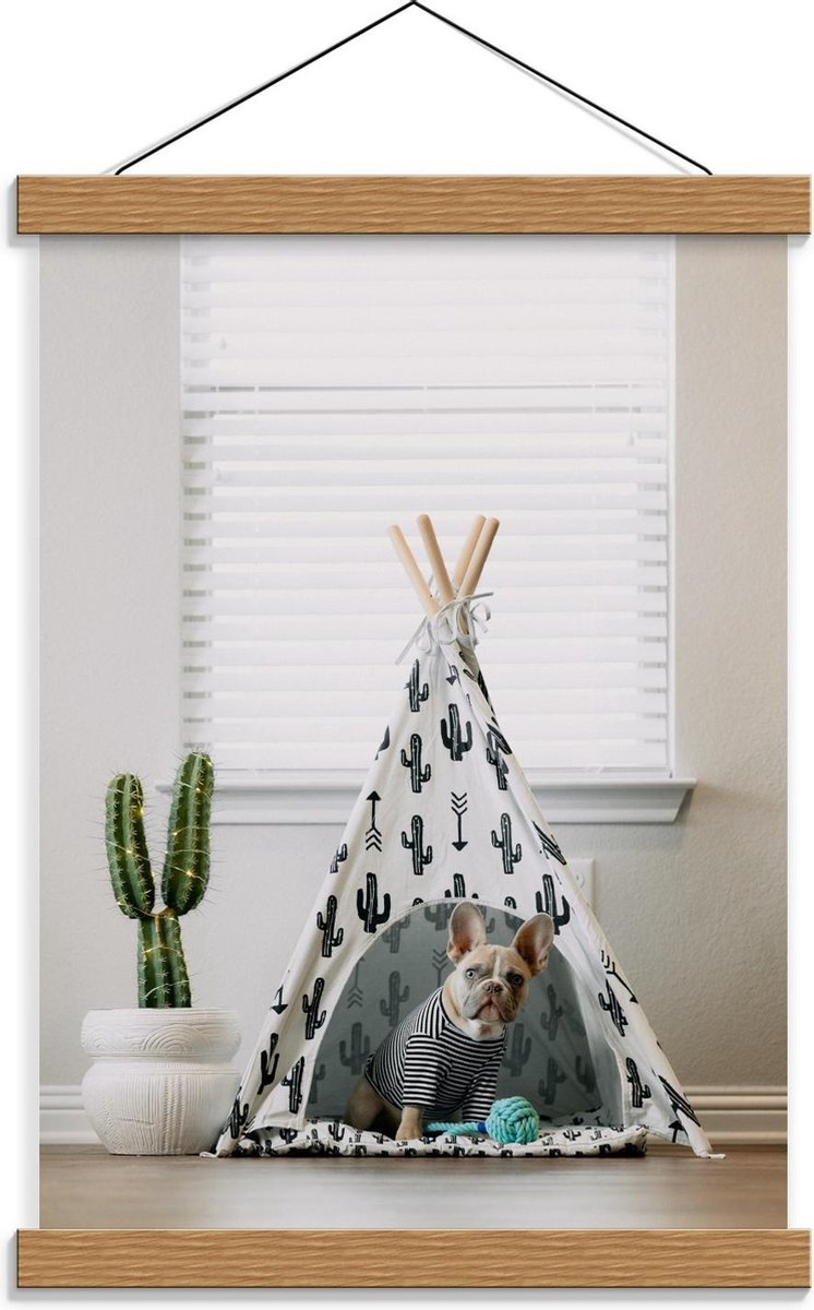 Schoolplaat – Hondje in een Tent  - 30x40cm Foto op Textielposter (Wanddecoratie op Schoolplaat) op Prijzenvolger.com