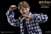 Harry Potter: Ron Weasley Christmas Version 1:6 Scale Figure