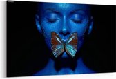 Schilderij - Vrouw met  vlinder — 90x60 cm