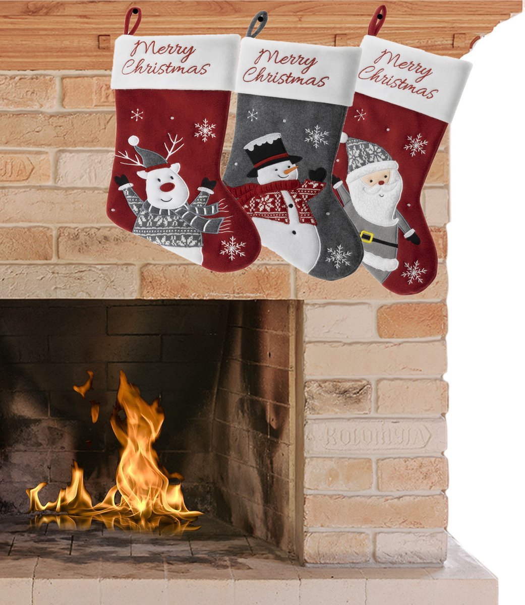 HI Decoratie kerstsokken - setje van 3x st - H45 cm - velvet polyester - Merry Christmas