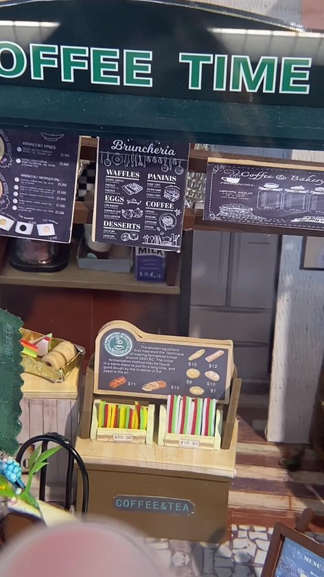 Crafts&Co Kit de construction miniature Adultes – Bois – Maison de poupée DIY – Cadeau de Noël – Café