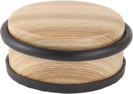 Ronde deurstop met houtlook en zwarte rand, geïsoleerd op witte achtergrond.