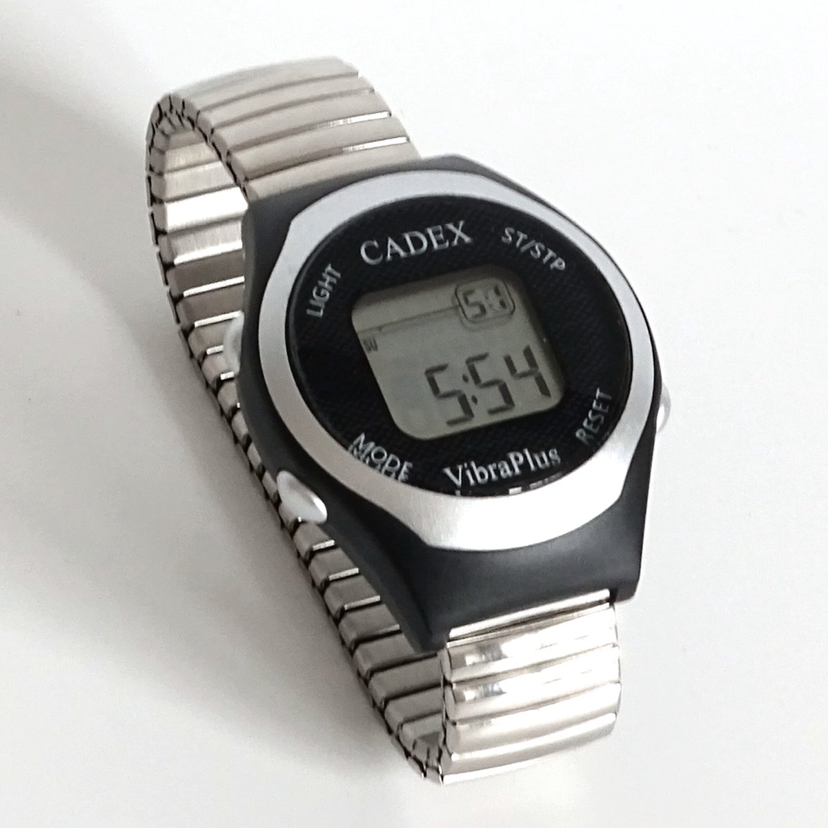 Goedkoopste Alarmhorloge volwassenen - Cadex Vibra Plus- tot 8 dagelijkse alarmen - tril en/of geluid alarmen -lock functie- zilveren rekband