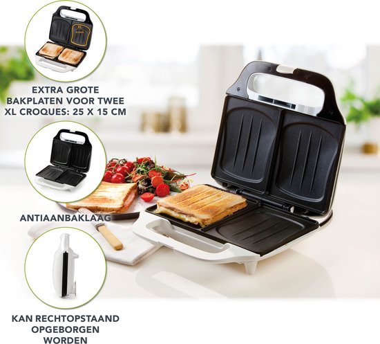 Appareil à croque-monsieur blanc ouvert avec des plaques XL extra larges et deux sandwichs.