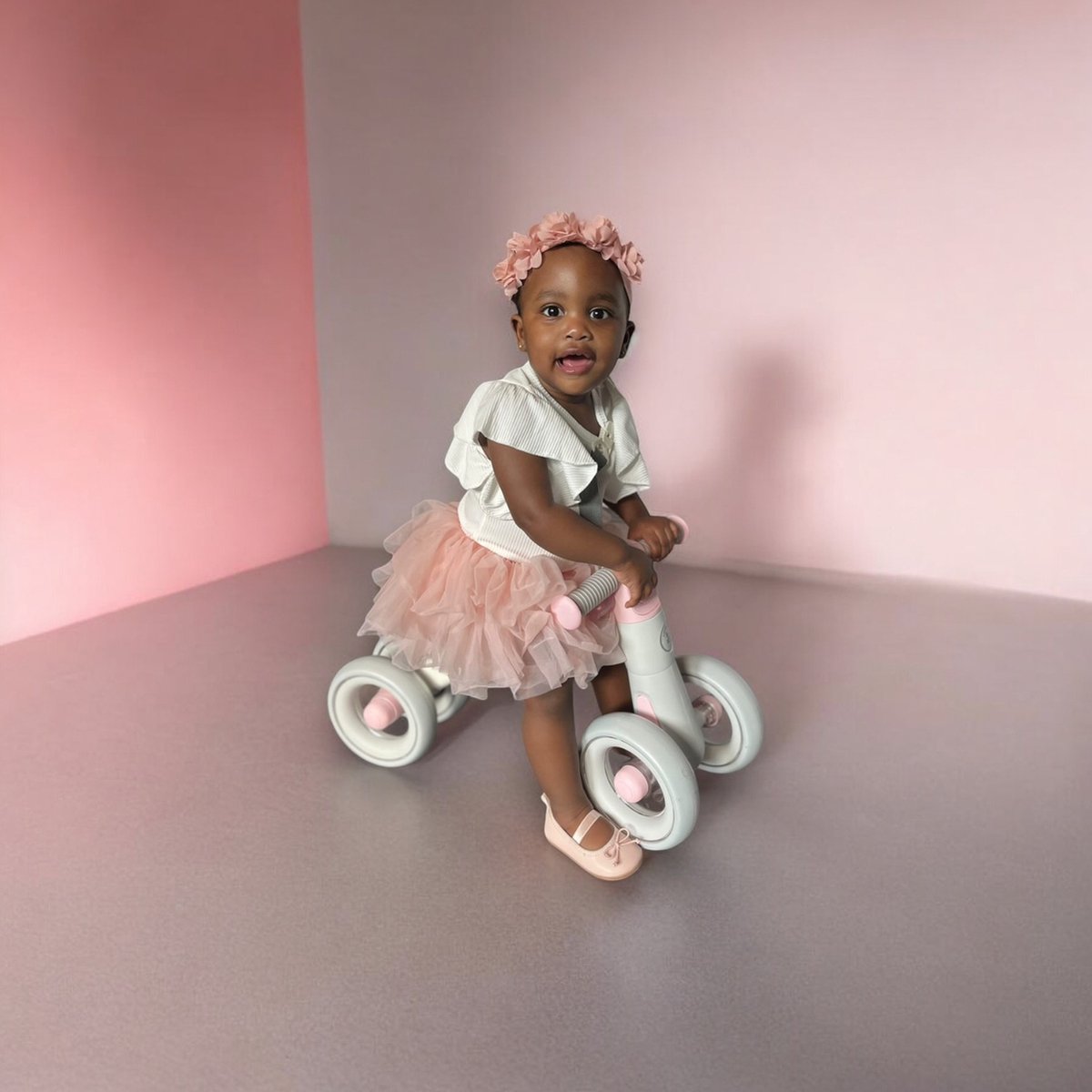 Liefjes & Co Loopfiets / Driewieler vanaf 1 Jaar Baby Roze — afbeelding 2