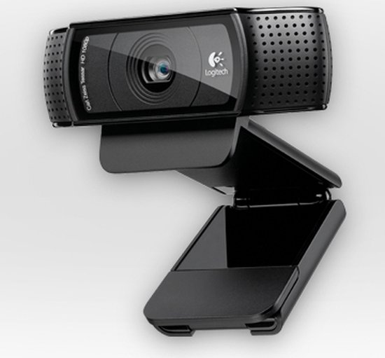 Webcam Logitech C920 noire avec objectif Carl Zeiss Tessar HD 1080p.