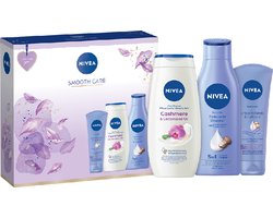 NIVEA Smooth Care Geschenkset Vrouwen - Verjaardag Cadeau Pakket - Moederdag Cadeautje - Giftset met Body Milk, Douchegel en Handcreme - Cadeauset NIVEA Smooth Care Geschenkset Vrouwen - Verjaardag Cadeau Pakket - Moederdag Cadeautje - Giftset met Body Milk, Douchegel en Handcreme - Cadeauset