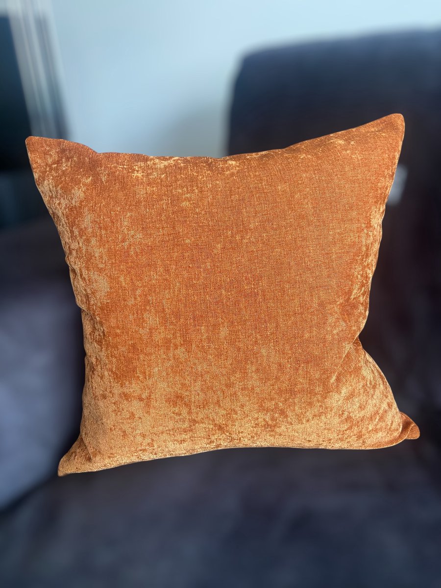 Zippi Design Dark Orange Sierkussen 45x45 cm Luxe (veren vulling) kleur diep warm oranje