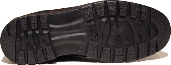 Zool van een bruine suède chelsea boot met profiel.