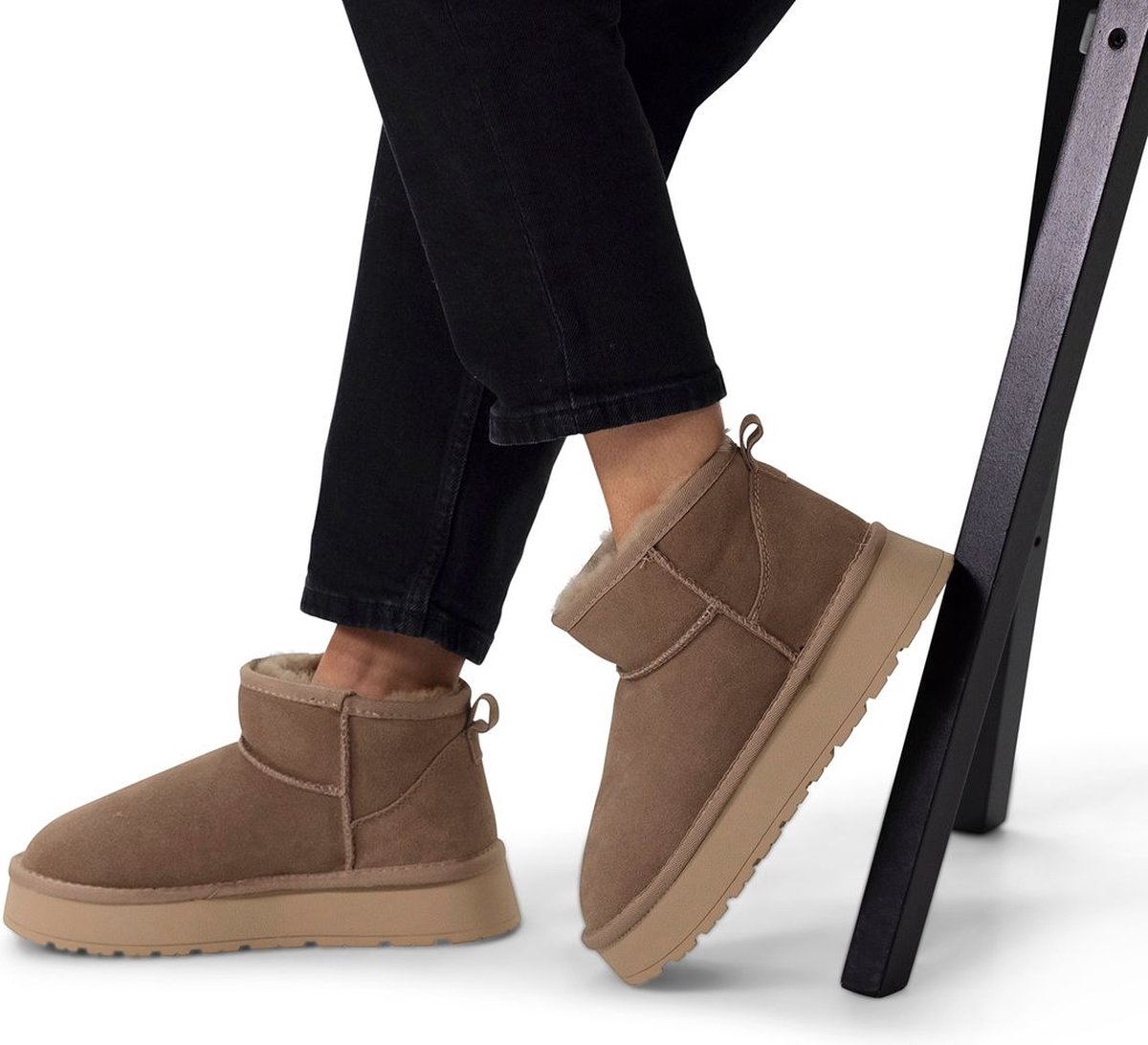 Manfield Dames Beige suède snowboots Maat 37 bol