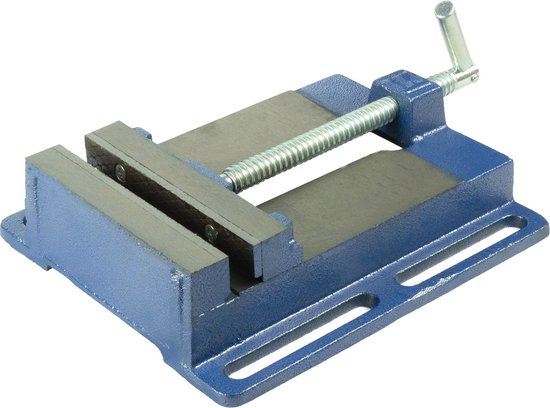 Plaatbuigmachine 910 mm met max. 135° buighoek, 1mm plooicapaciteit, handmatige plaatbewerking