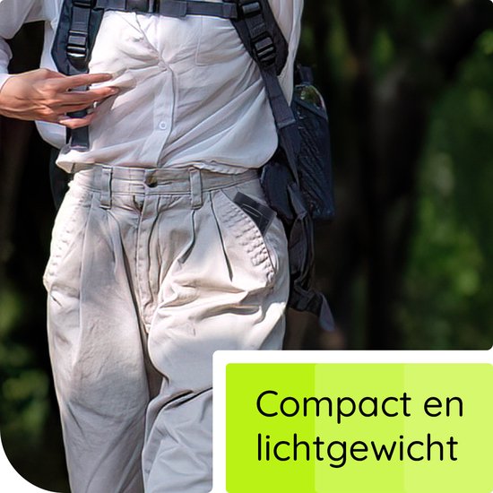 Compacte en lichtgewicht outfit voor wandelen met rugzak.