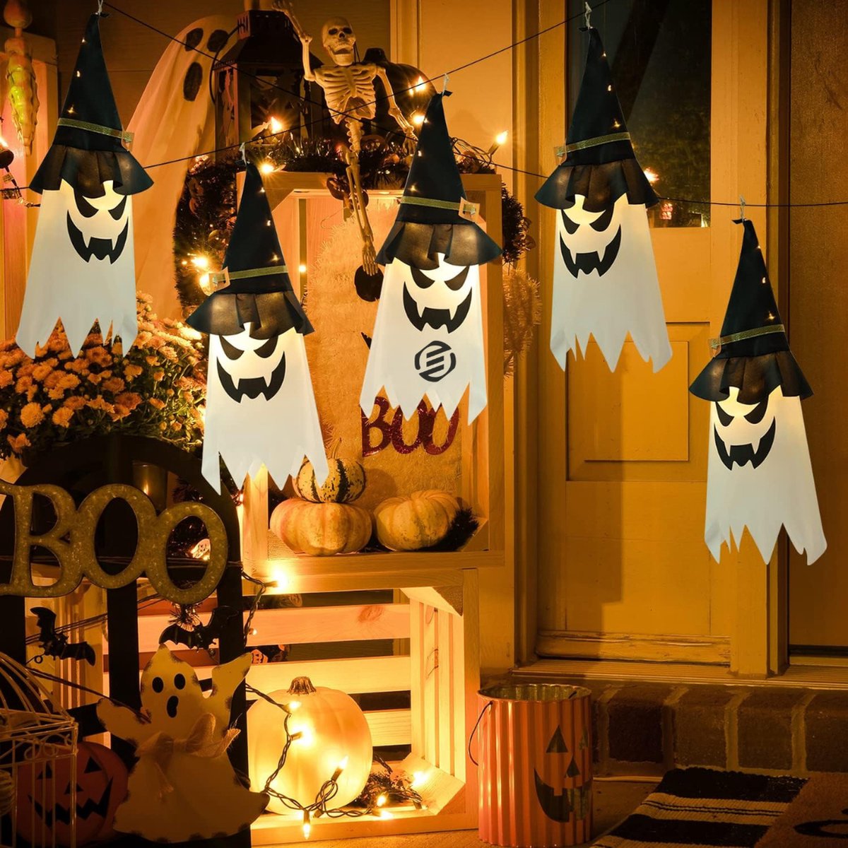 Equivera Halloween Decoratie - Halloween Versiering - Horror Versiering - voor Binnen en Buiten - Spin, Heks, Skelet, Pompoen en Spoken - 2024